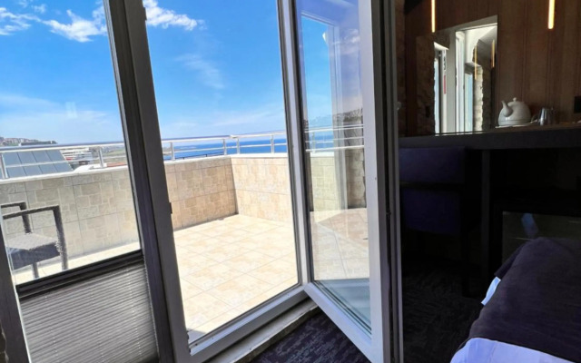 Fengo Hotel