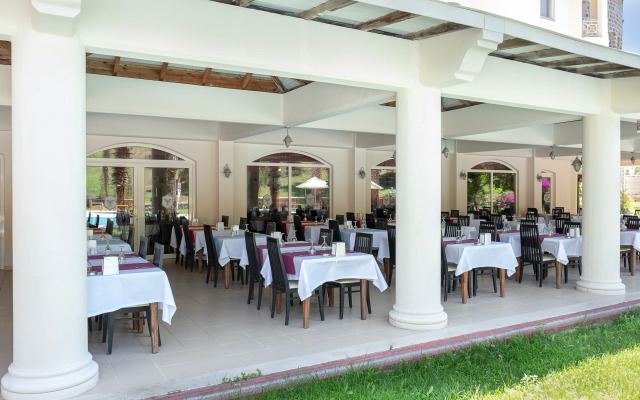 XL Hotels Hotel