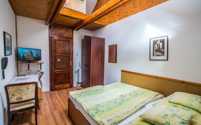 Szent Kristóf Panzió