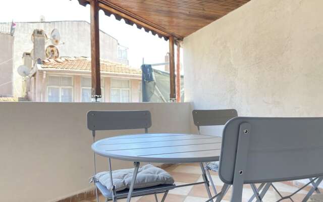 Cozy and Classy Flat Near Taksim Square in Beyoglu