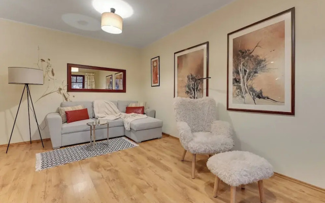 See Smile by Grand Apartments