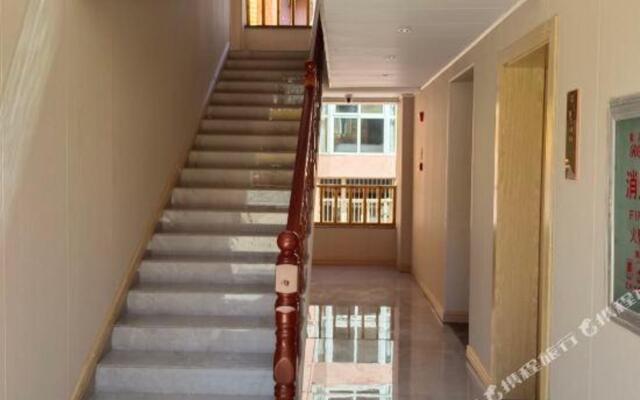 Vienna 3 Best Hotel (Yunnan Lugu Lake Passenger Station Daluoshui Wharf)