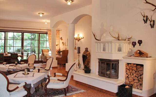 Dietrichsteinerhof Apartments & Rooms