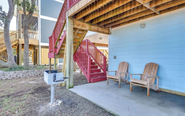 Waterfront Oak Island Home w/ Dock