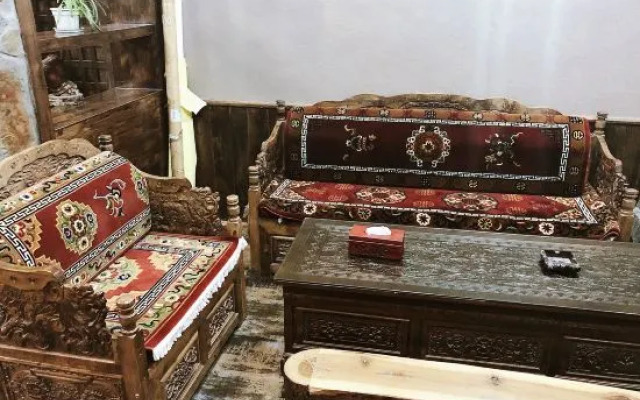 Dongnvqing Culture Theme Hotel