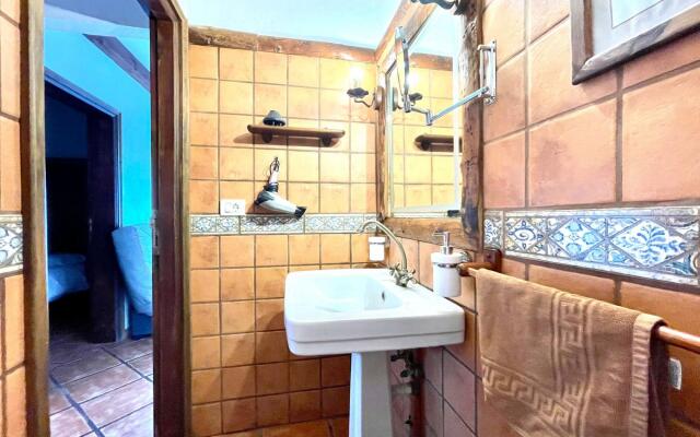 Apartment in rural house with Wifi and ocean view