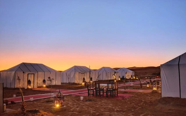Luxury Camp Chebbi
