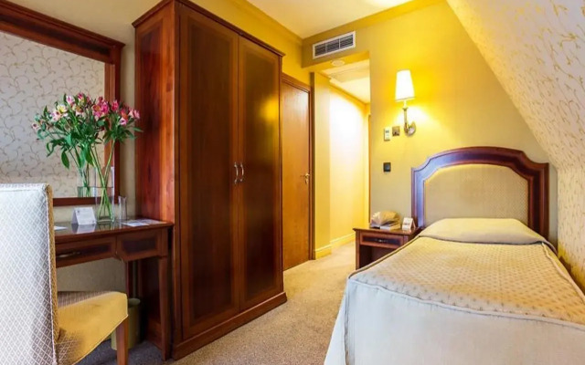 Hotel Romance & Family Suites