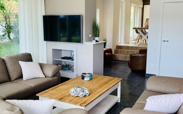 Holiday Home in Koksijde with Hot Tub
