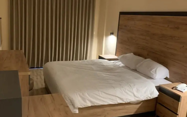 The Palm Hotel