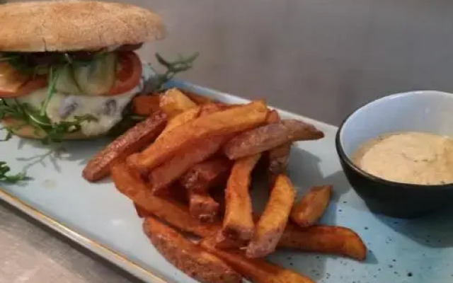 Hotel Und Restaurant Waldhaus