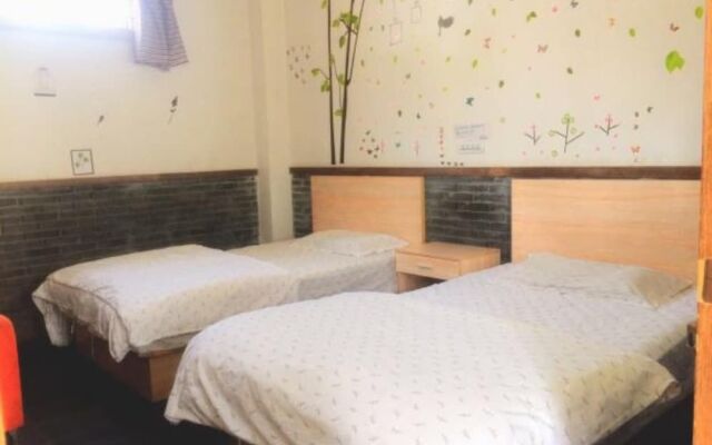 Xianyang Gudu International Youth Hostel
