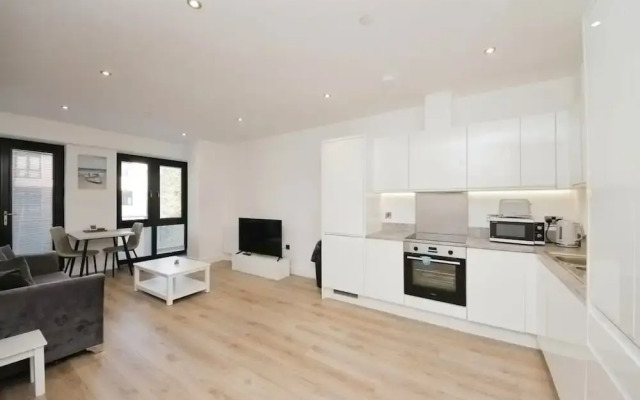 Comfort 1 Bedroom Apartment in Central Solihull