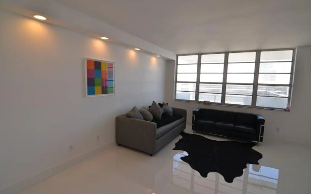 Decoplage Realty