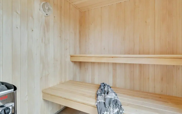 5 Star Holiday Home in Aakirkeby
