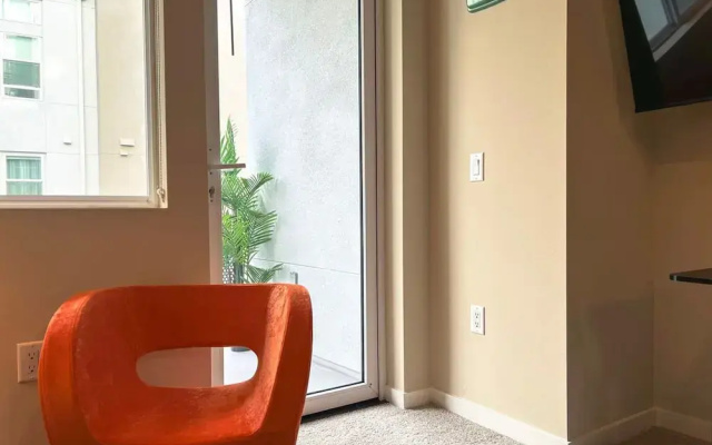 Boho Style Home LA -free Parking 10 Min To Cedars