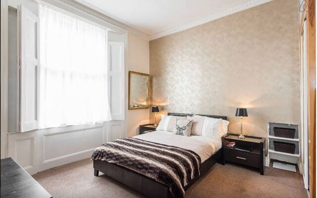 Pimlico Chic Suite