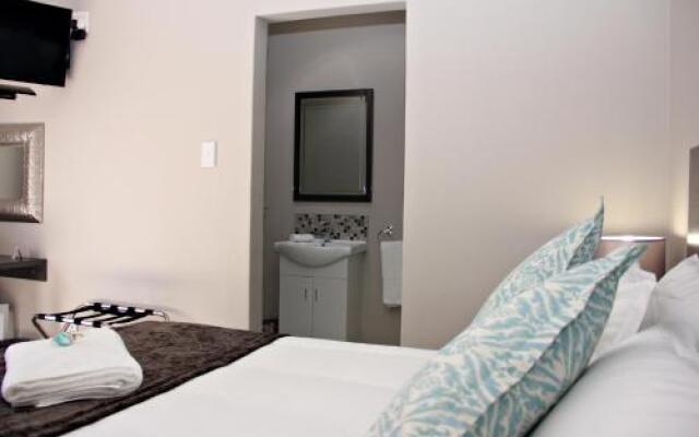 Green Kalahari Guesthouse