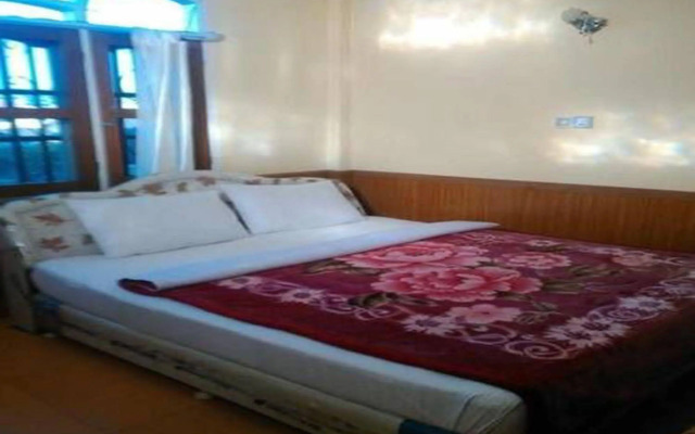 Royal Flower Guest House