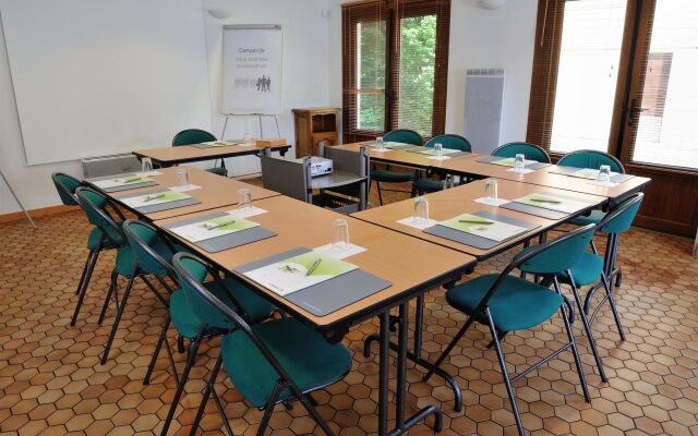 Kyriad Direct Nancy Est - Essey