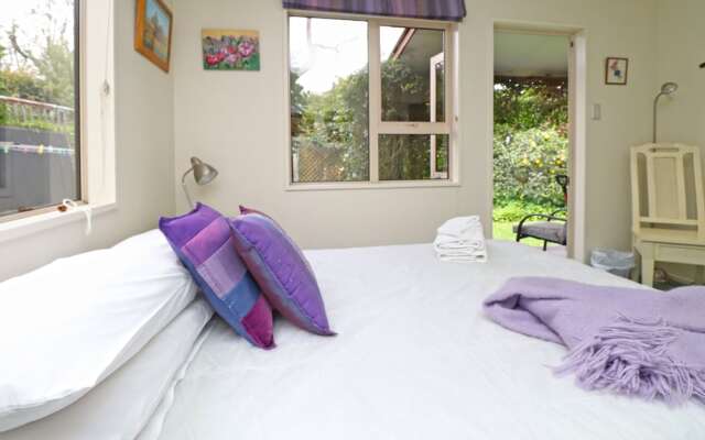 Hideaway in Harrowfield