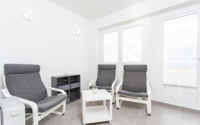 YourHouse Monges sea view Studio