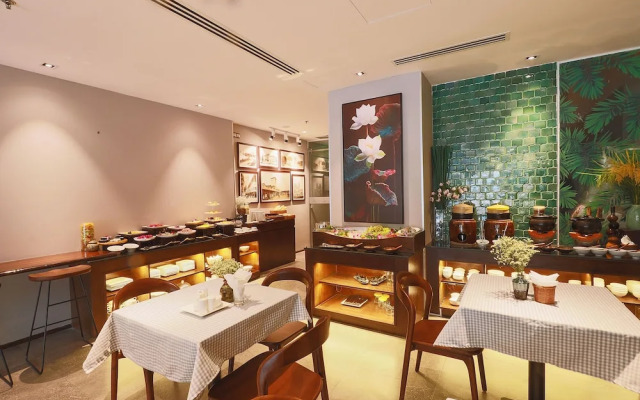 Cherry Boutique Hotel