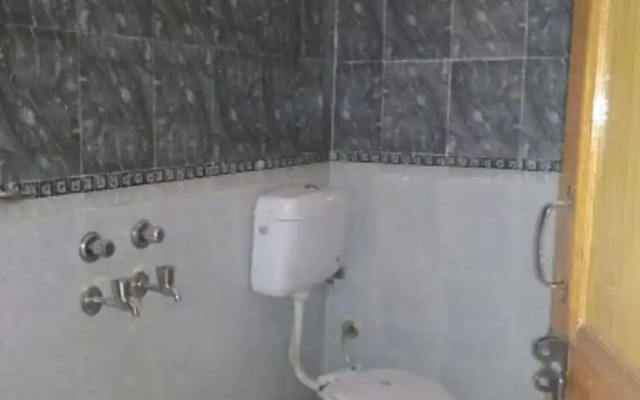 Goroomgo Utsav Palace Uttarkashi