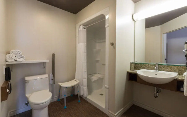 N Hôtel Québec