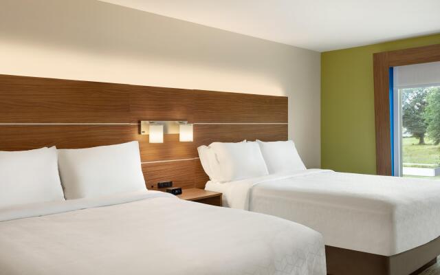Holiday Inn Express Inn & Suites Searcy by IHG