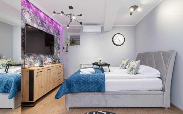 Kielecka Studio With Bathtub by Renters