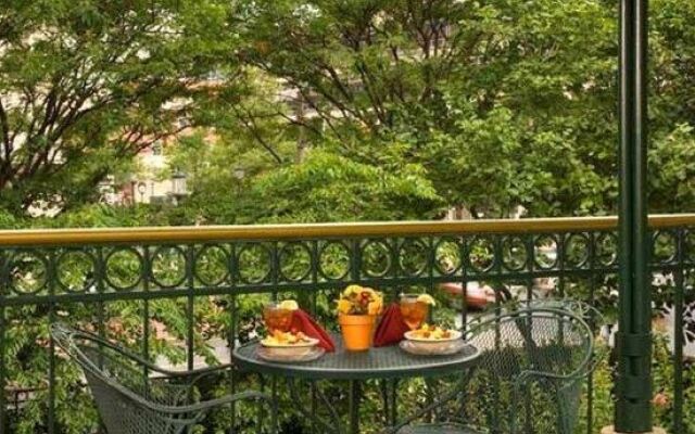 Residence Inn Bethesda Downtown