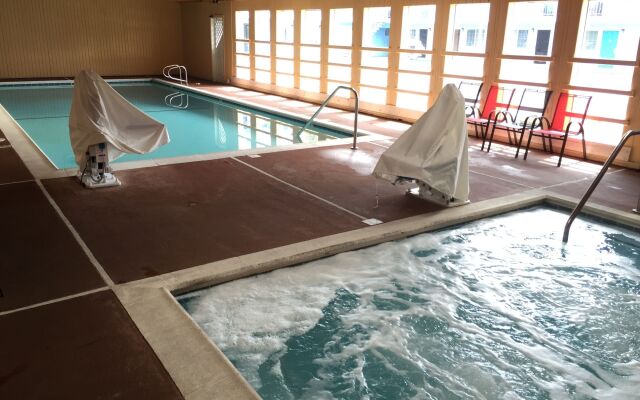 Surf City Inn and Suites