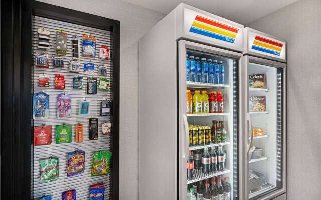 La Quinta Inn & Suites by Wyndham Hesperia Victorville