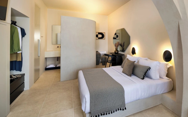 Calissa Suites by Ananda