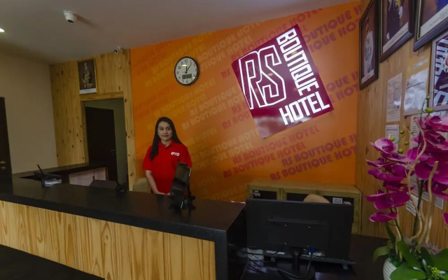 OYO 574 RS Boutique Hotel