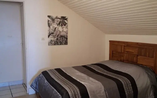 la maison couleur volcan