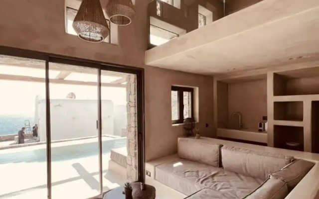 Ria Mar Villas & Suites by Live&Travel
