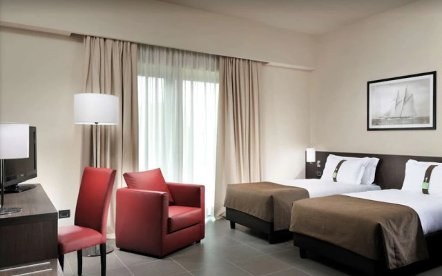 Holiday Inn Suites Naples - Gricignano