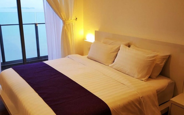 Brooklyn Suite Sea View – Guest Rooms – Malacca