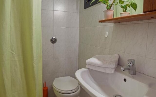 Minos Apartments & Studios