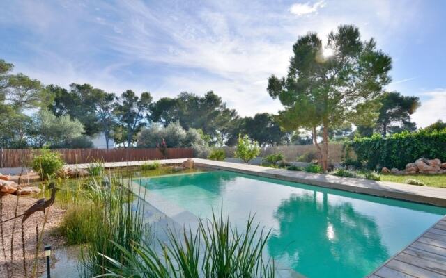 Unique Modern Villa with very pool