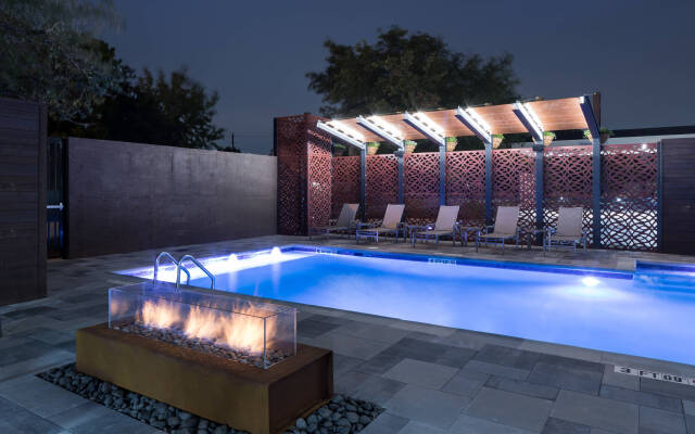 Courtyard by Marriott Houston Heights/I-10