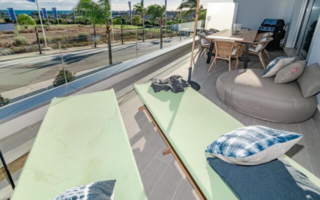 LM4.1B- Modern & Spacious family apartment