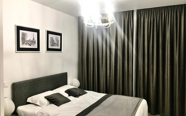 4-room jacuzzi apartment