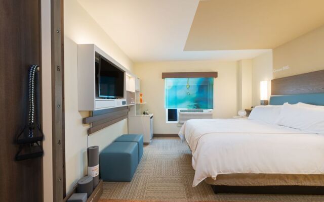 EVEN Hotel Norwalk by IHG