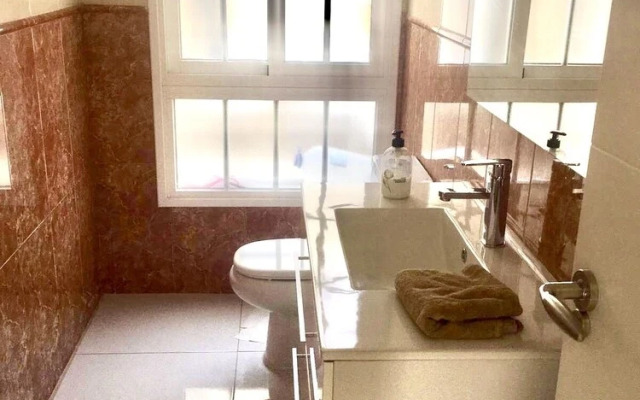 Holiday Villa, heated pool