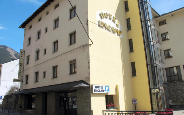 Hotel Encamp