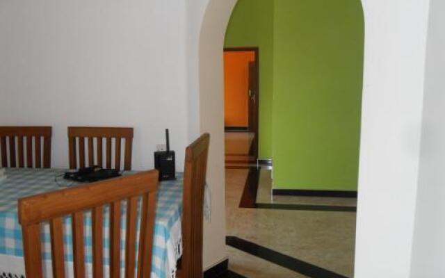 Bee Nest Bed & Breakfast