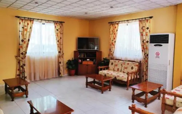 Titania Hotel